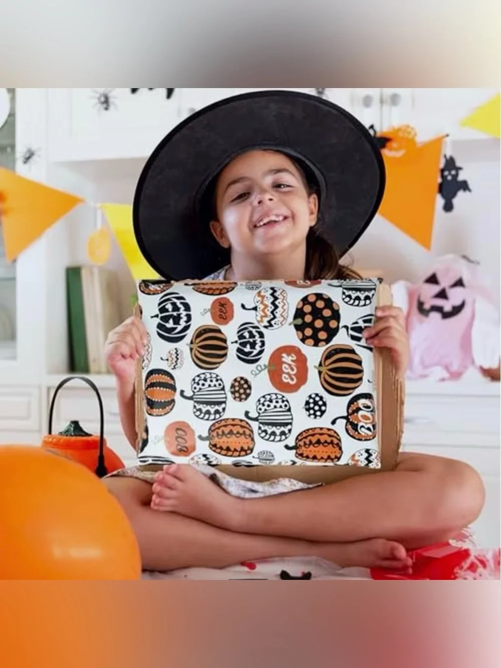 30 10” x 13” Halloween Decorated Pumpkins Eek Boo Poly Mailers